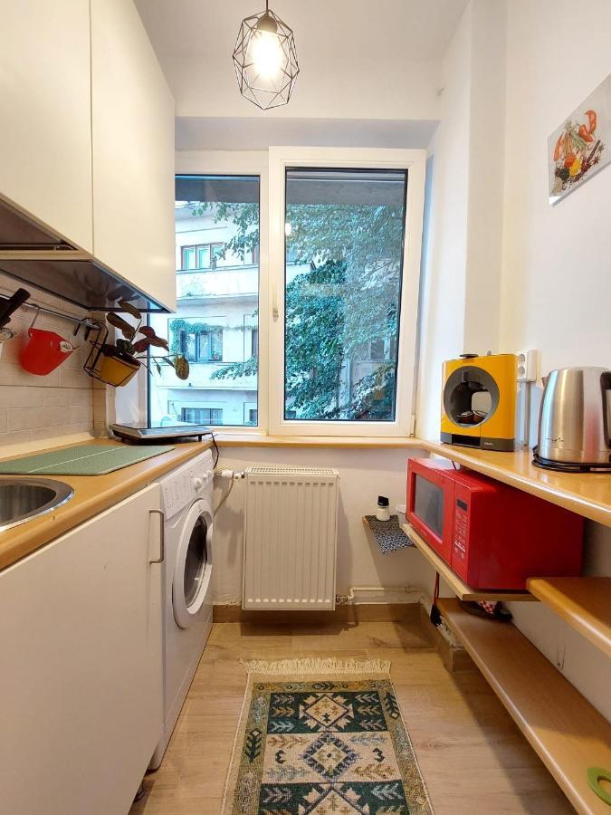 Laroka House Cosy Studio Universitate Bukarest Eksteriør billede